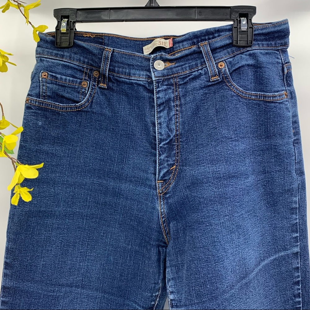 Levi’s 512 Perfectly Slimming Jeans size 14M